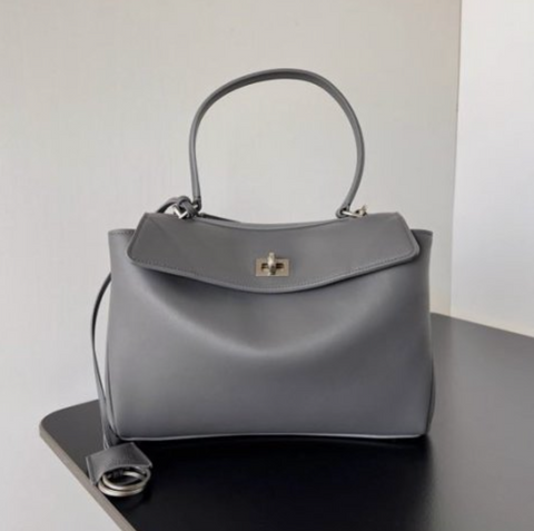 Жіноча сумка-тоут Balenciaga / Баленсіага, з натуральної шкіри, м&rsquo;який корпус і верхні ручки, сіра, Китай #art0481-1059458 фото