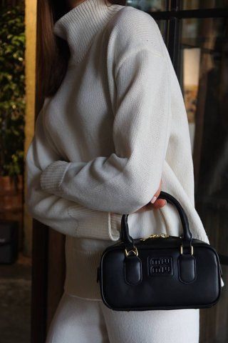 Жіноча сумка Miu Miu / Міу Міу Arcadie, шкіряна, середнього розміру, з коробкою, чорна, Китай miu2059 - S15033-929852 фото