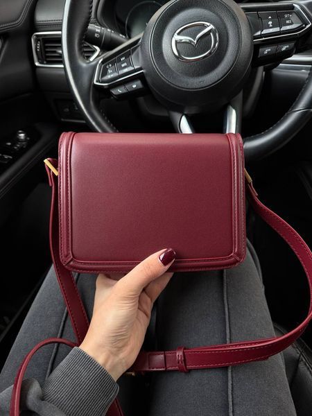 Женская сумка Saint Laurent / Сен Лоран Solferino большого формата, с золотистой фурнитурой, красная, Китай pr02333 - S03030-1005825 фото