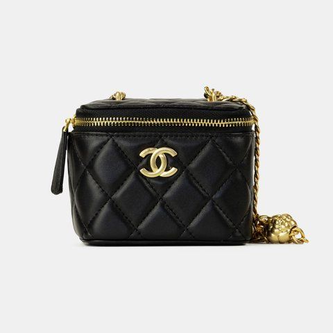Жіноча стьобана сумка-бокс Chanel / Шанель, з натуральної шкіри, стьобана фактура і ланцюжок, чорна, Китай #art0427-770771 фото