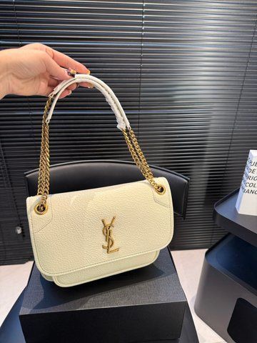 Женская сумка на плечо Saint Laurent / Сен-Лоран Niki Grained, из кожи ягненка, молочная, Китай 3280-1556118 фото