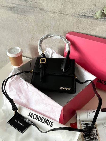 Женская сумка Jacquemus / Жакмюс Le Chiquito Moyen Boucle, компактная, для женщин, черная, Китай pr1015 - S06015-768557 фото