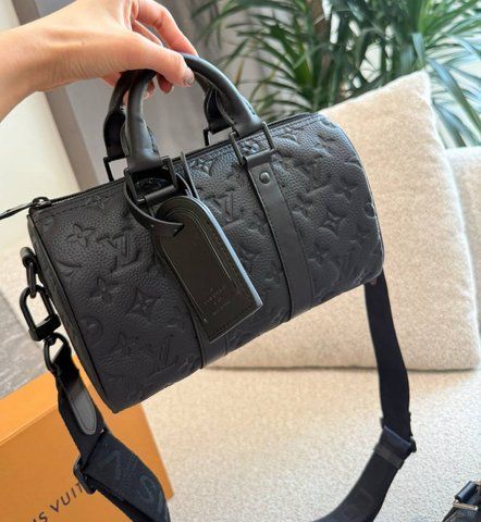 Женская сумка с верхней ручкой Louis Vuitton / Луи Виттон Speedy 25, из натуральной кожи, черная, Китай P1079-1507075 фото