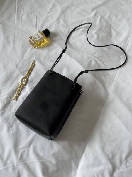 Женская сумка-пошет Loewe / Лоэве Pebble, кожаная, с гладкой фактурой, среднего размера, черная, Китай pr9111 - S19002-1344235 фото