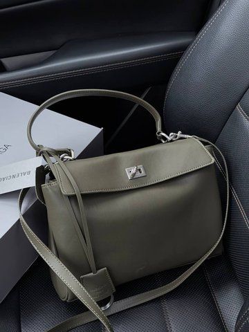 Жіноча сумка Balenciaga / Баленсіага Rodeo, із сріблястою фурнітурою, оливкова, Китай B2111 - S09014-995332 фото
