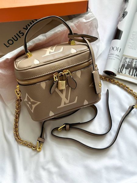 Жіноча сумка-кейс Louis Vuitton / Луї Віттон PM, компактна, з коробкою, для жінок, сіра, Китай pr7002 - S04016-763068 фото