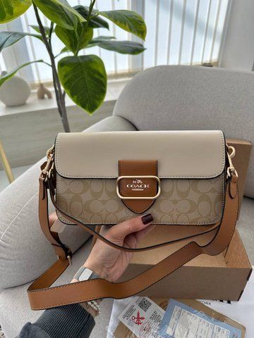 Жіноча сумка кросбоді Coach / Коуч Morgan, з білими акцентами, середнього розміру, бежева, Китай pr0081 - S01034-876132 фото
