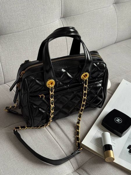 Женская сумка Chanel / Шанель Bowling малого формата, кожаная, с эффектом жатой фактуры, черная, Китай CHL9025 - S02076-1369338 фото